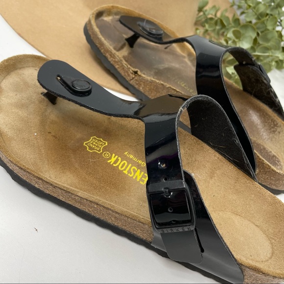 Birkenstock Shoes - BIRKENSTOCK • black patent leather thong sandal